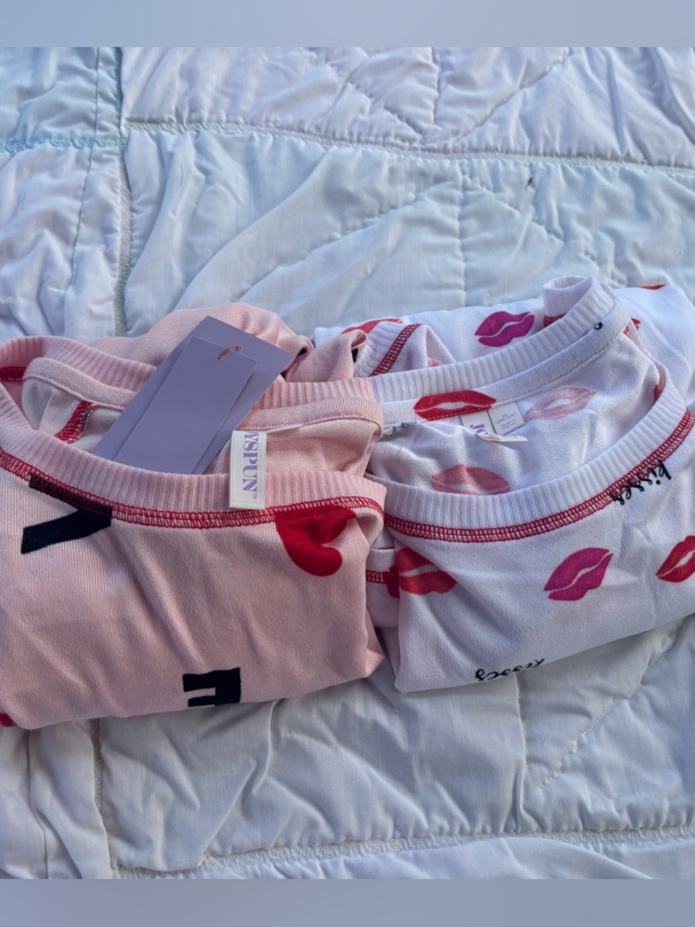 Women’s Lip-Print and Love Pajama Top - Pink & White